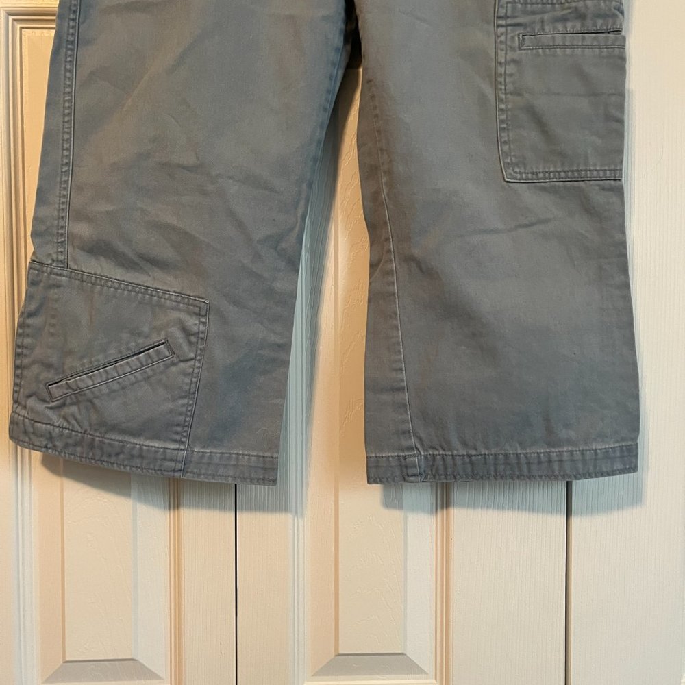 Capris - Picture 3 of 4